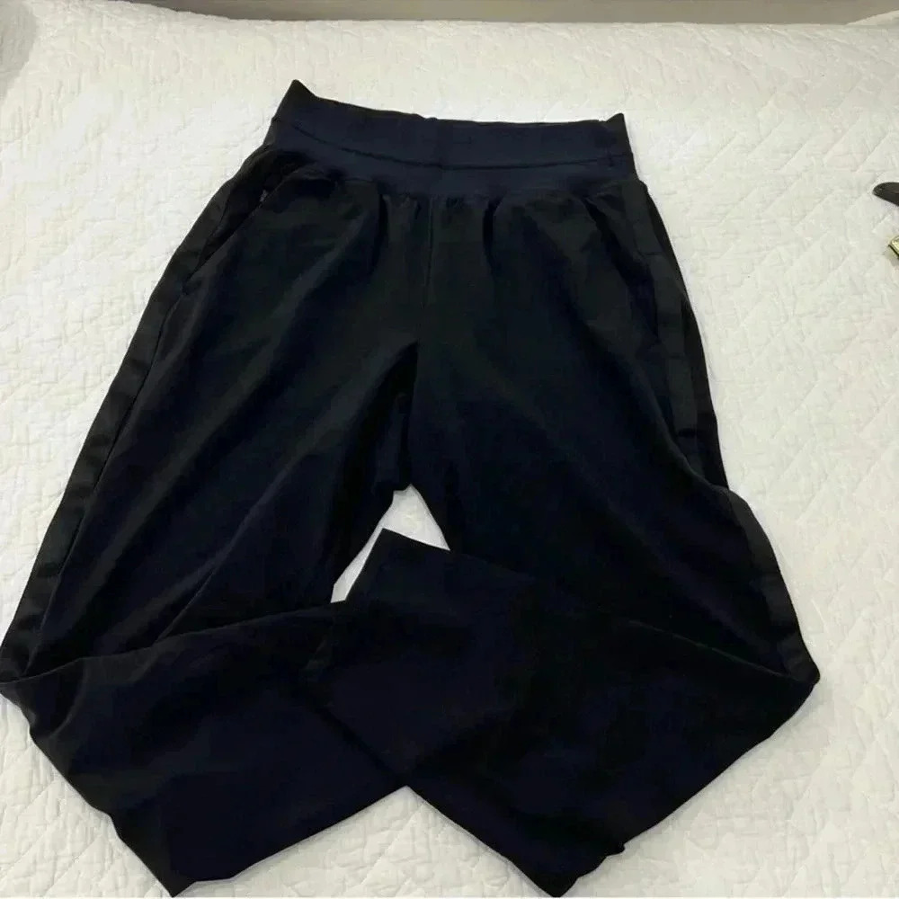 Athleta Nolita Slim Tapered Crop Pant Black Side Stripe Size 4 - Picture 3 of 15